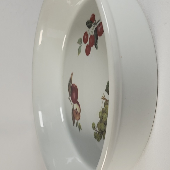 Beautiful 11 Inch Serving Dish Casserole with Basket - Oven Safe - Picture 14 of 16